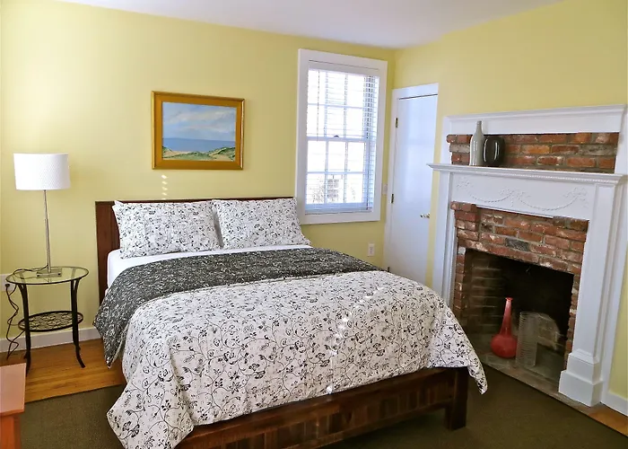 Atlantic Light Inn