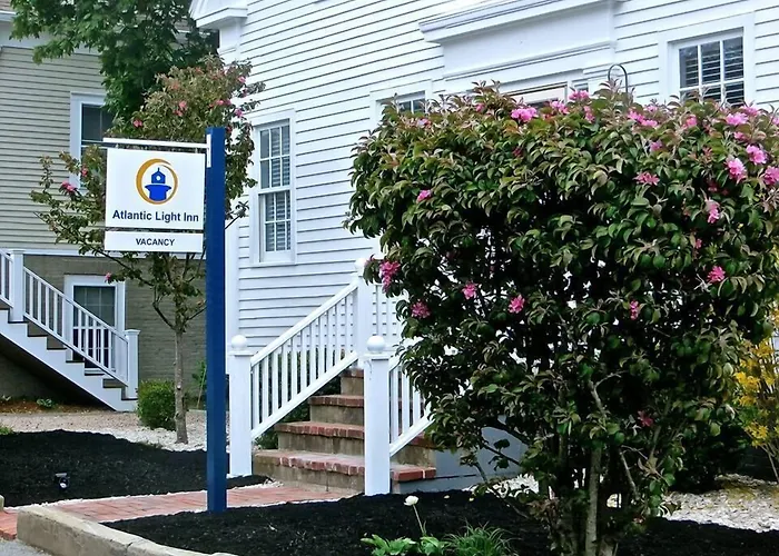 Atlantic Light Inn